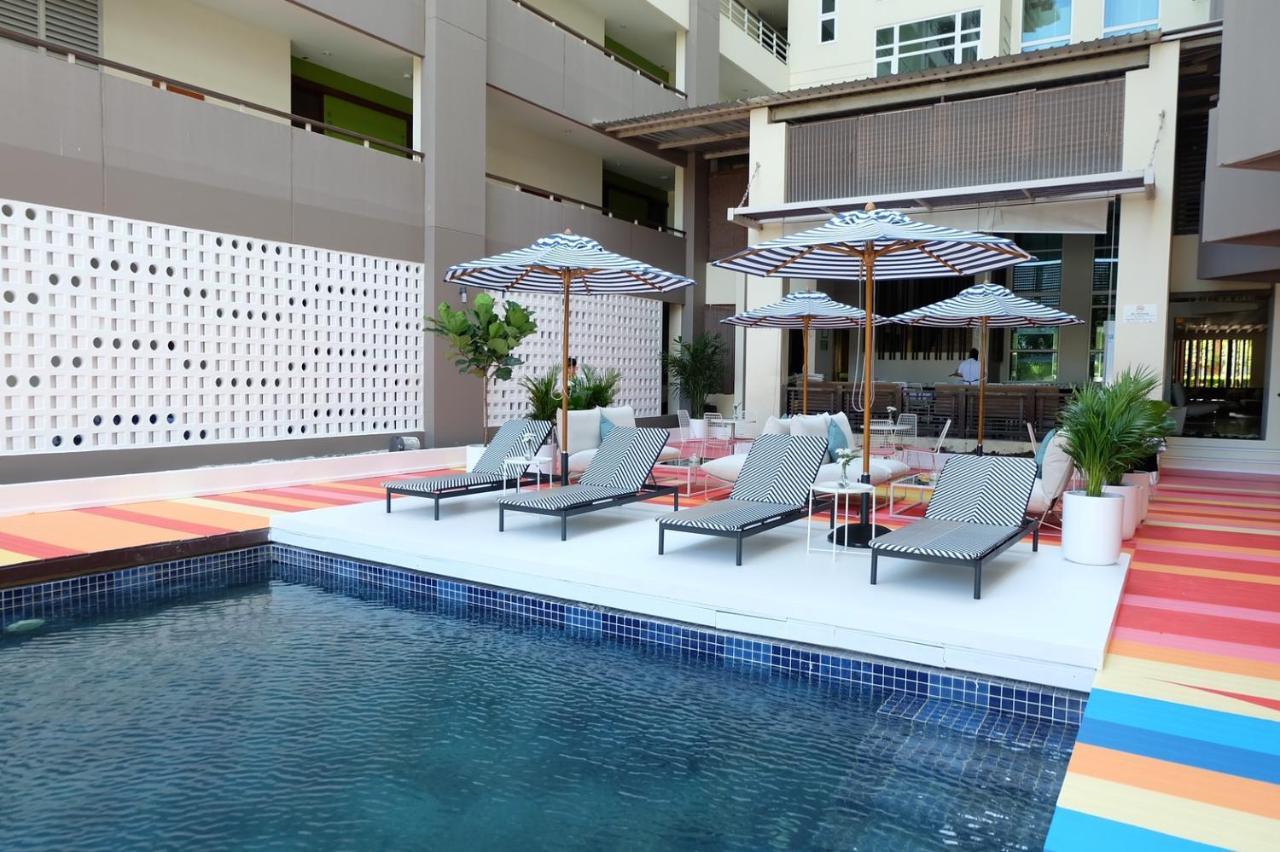 Silathip Huahin Serviced Apartment & Hotel Bagian luar foto