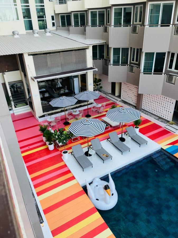 Silathip Huahin Serviced Apartment & Hotel Bagian luar foto