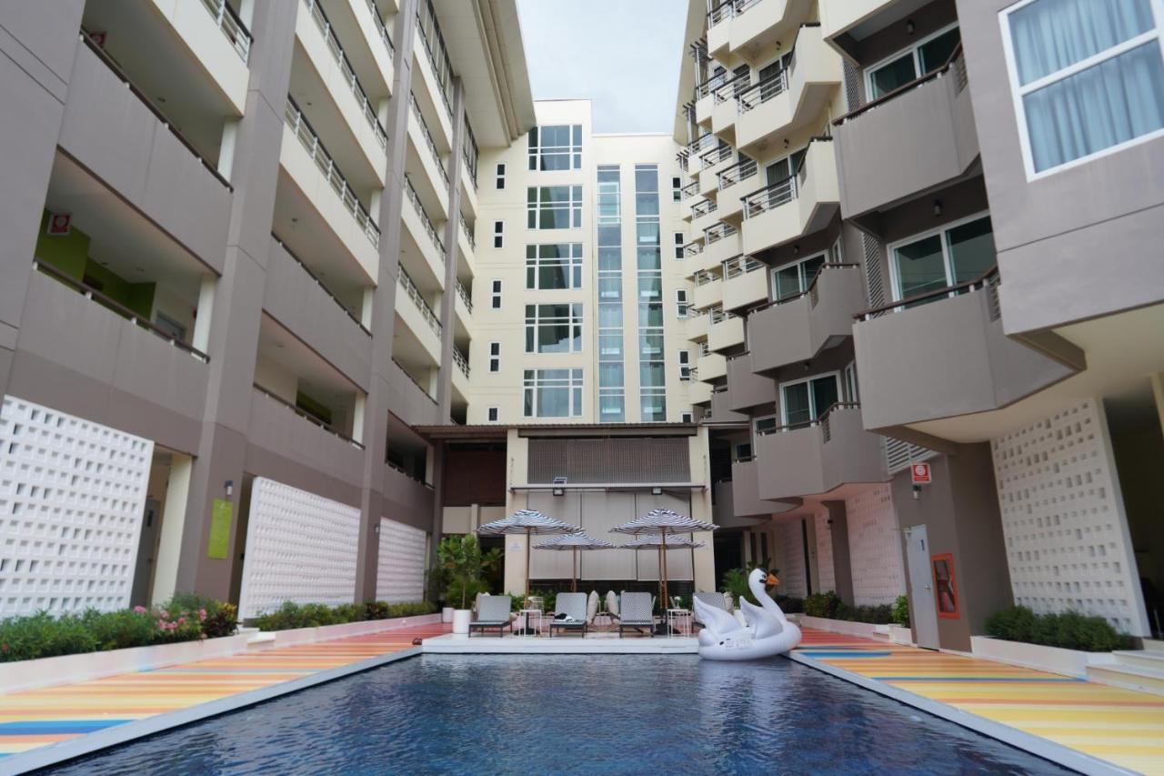 Silathip Huahin Serviced Apartment & Hotel Bagian luar foto