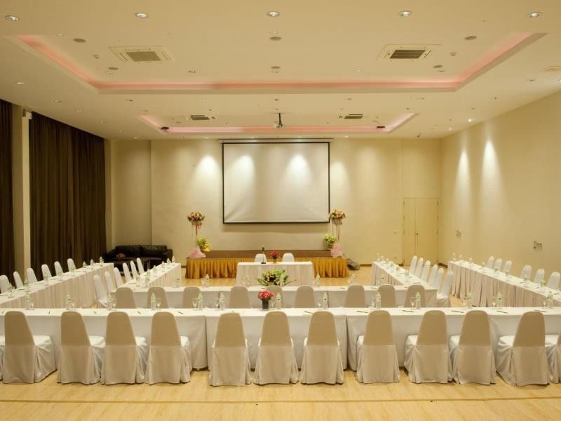 Silathip Huahin Serviced Apartment & Hotel Bagian luar foto