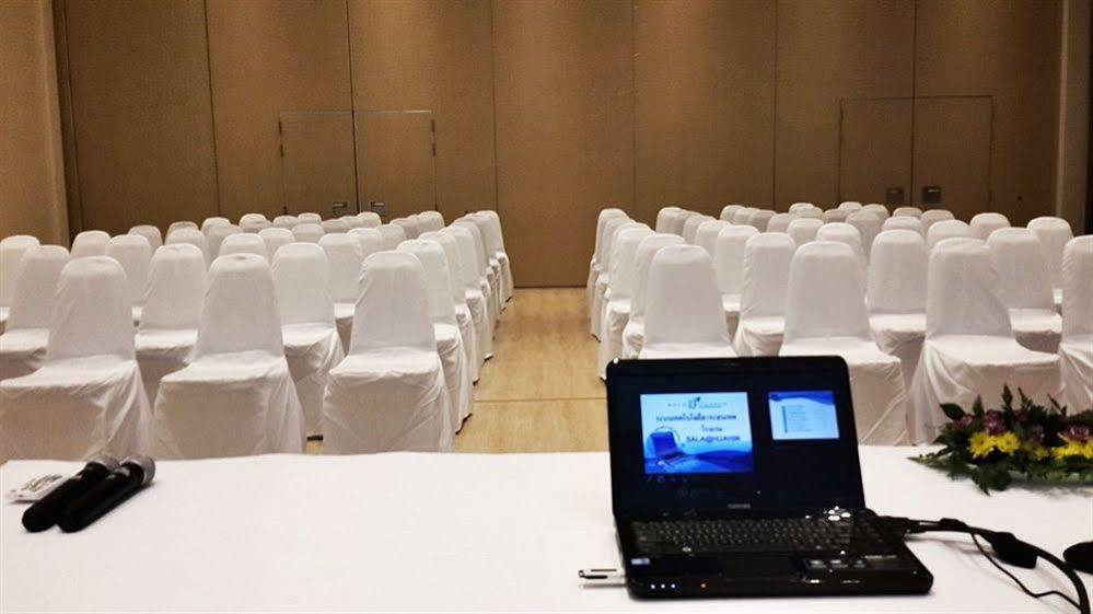 Silathip Huahin Serviced Apartment & Hotel Bagian luar foto